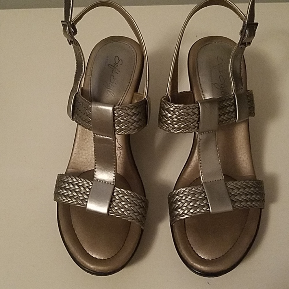 Comfy wedge sandles